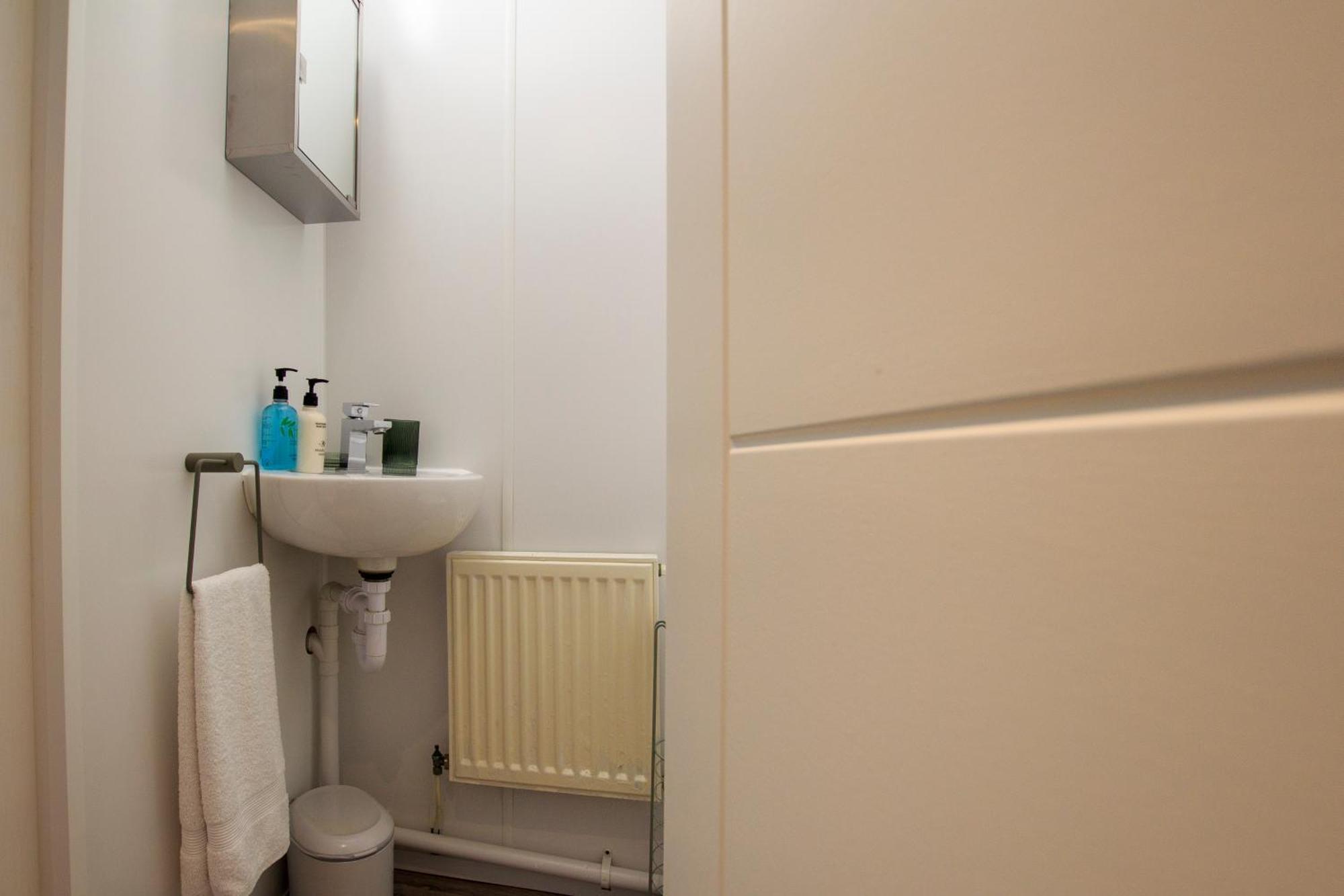 Moray Court Chester City Centre Studio Apartment By Rework Accommodation Bagian luar foto